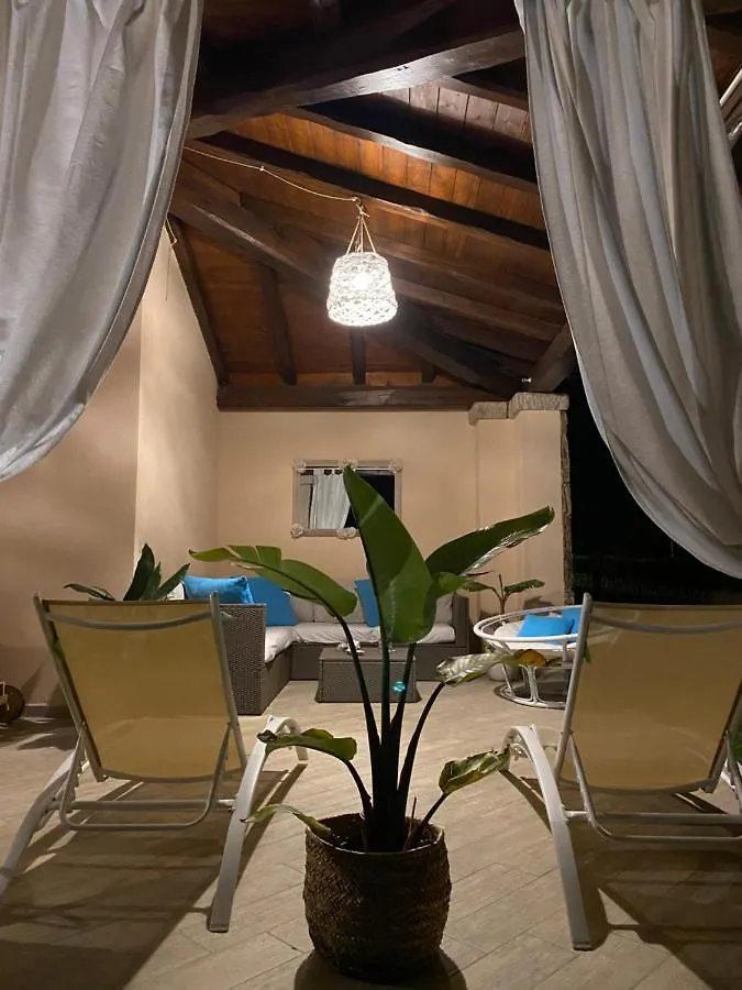 Villa Della Pietra Castiadas